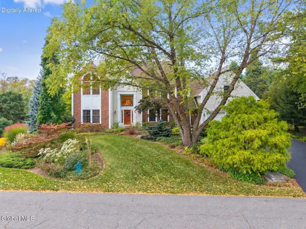 29 Columbine Drive, Bethlehem, NY 12077