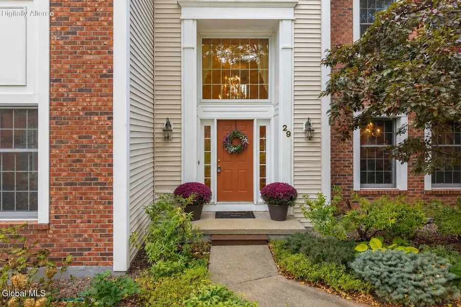 29 Columbine Drive, Bethlehem, NY 12077 - #3