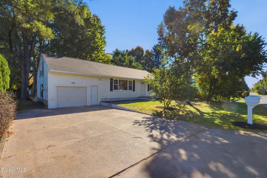 108 Fort Hunter Road, Schenectady, NY 12303 - #2