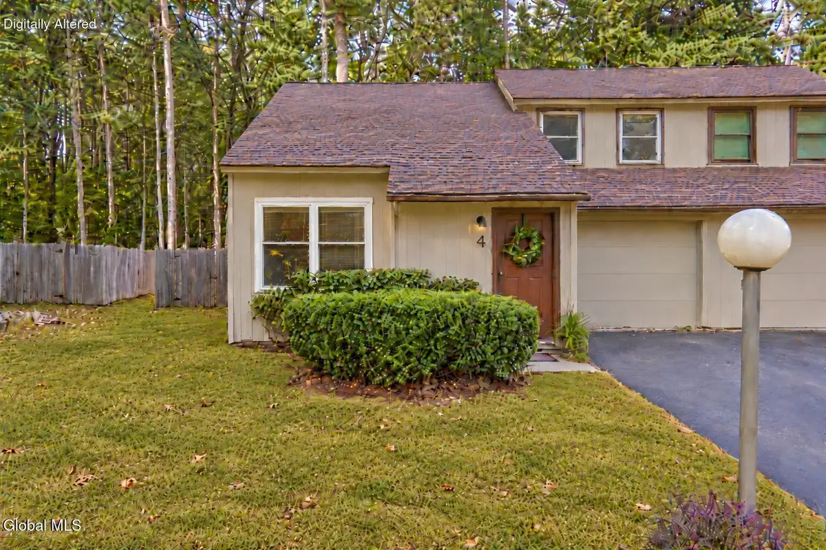 4 Wake Robin Road, Malta, NY 12020 - #1