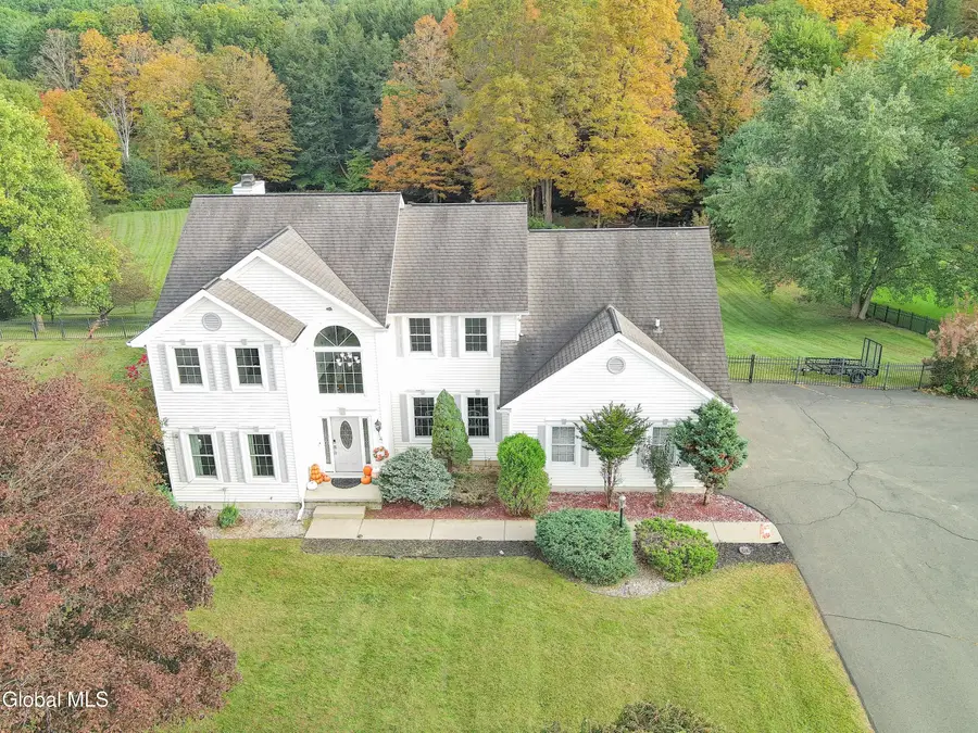 14 Thrush Terrace, East Greenbush, NY 12061 - #2