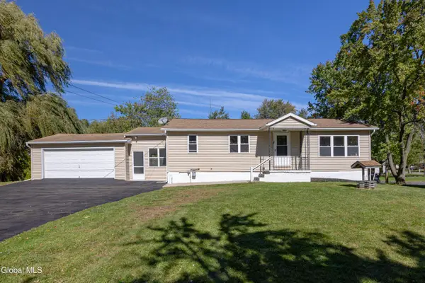 167 Guideboard Road, Waterford, NY 12188