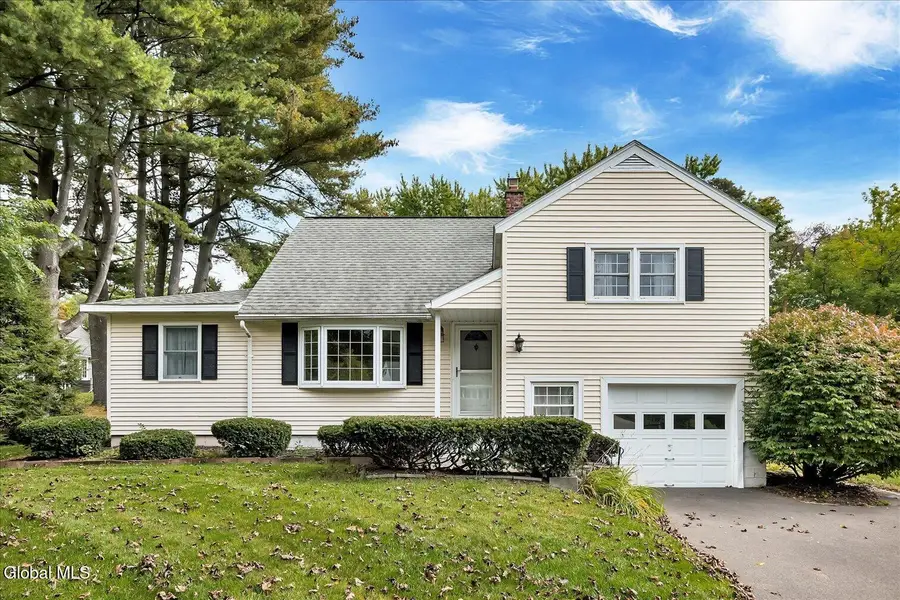 2 Patten Drive, Loudonville, NY 12211 - #2