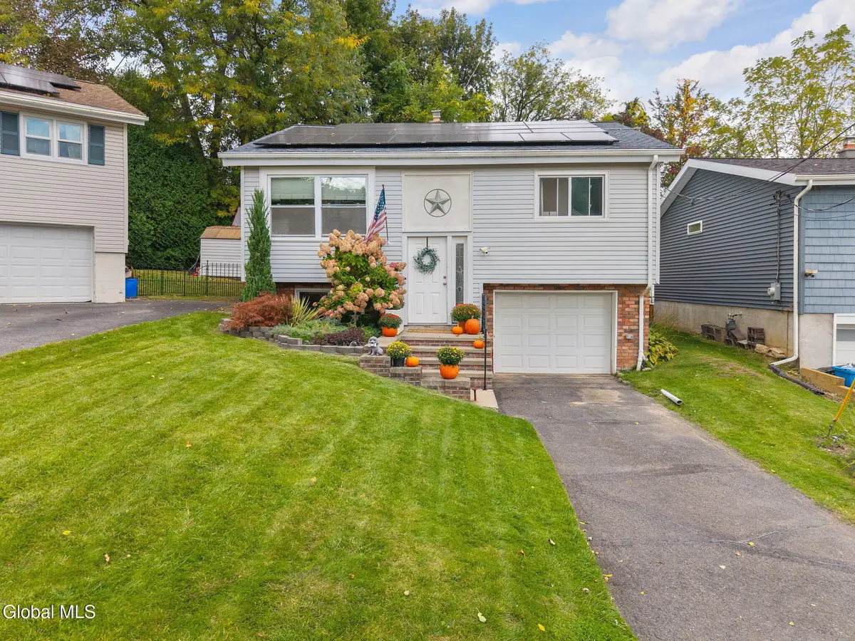54 Eliot Avenue, Albany, NY 12203 - #1