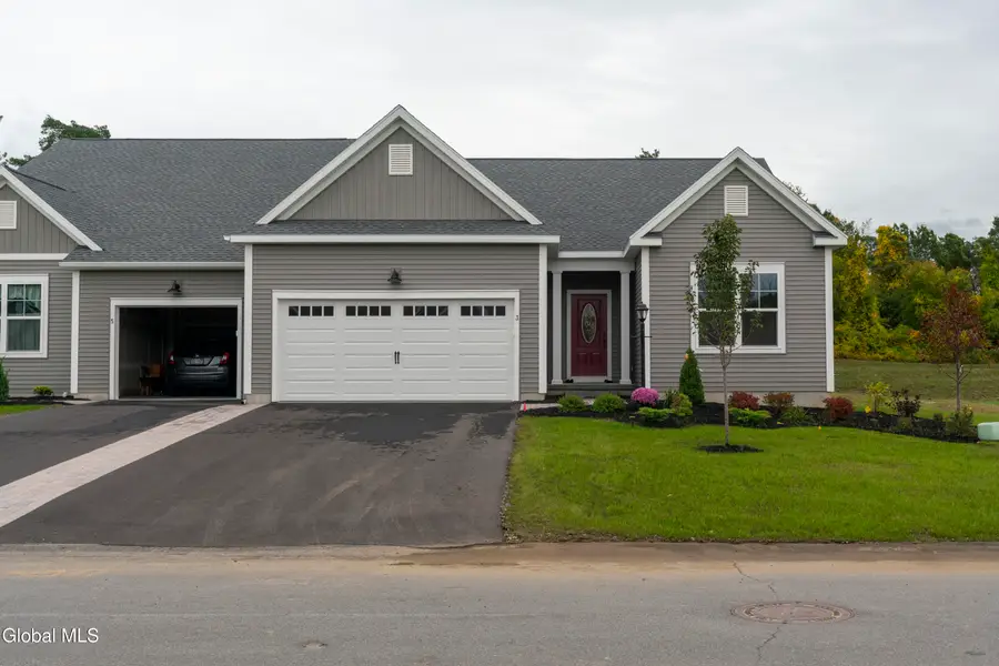 3 Anson Court, Malta, NY 12020 - #2