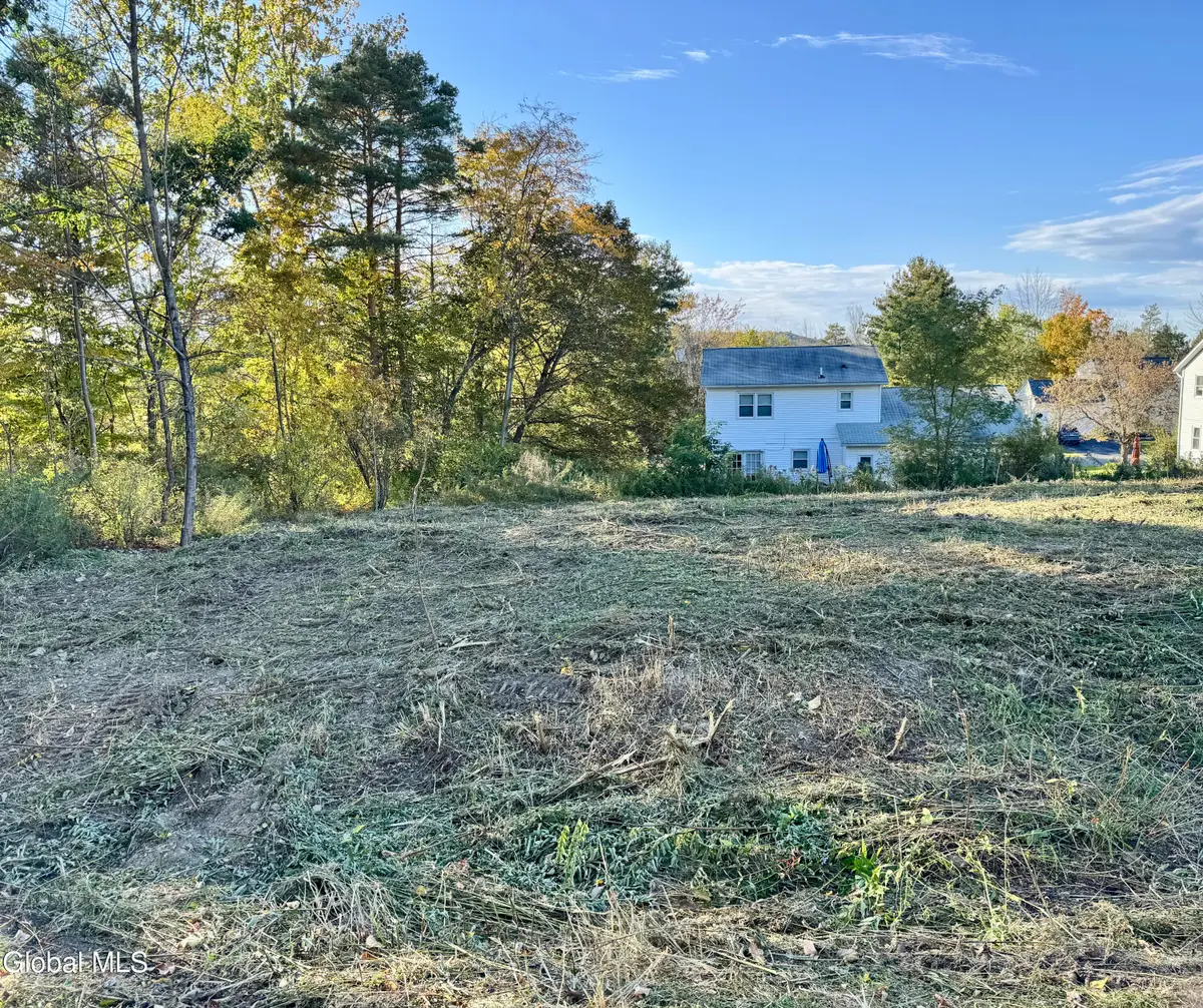 26 Saratoga Street, Hoosick Falls, NY 12090 - #1