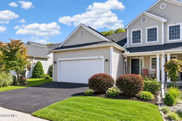 10 Lori Jean Place, Troy, NY 12182