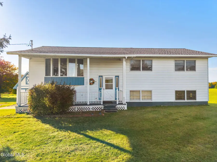 83 Casey Road, Schaghticoke, NY 12154 - #2