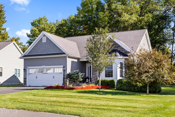 26 Jessica Lane, Bethlehem, NY 12077