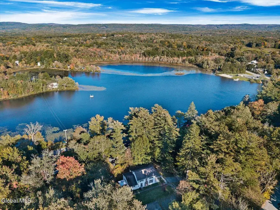 46 Seneca Road, West Sand Lake, NY 12196 - #3