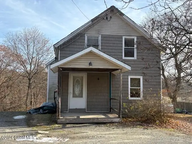 29 Burgoyne Road, Ticonderoga, NY 12883 - #3