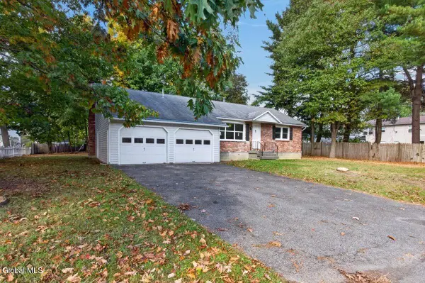 1 Kenmore Avenue, Schenectady, NY 12304