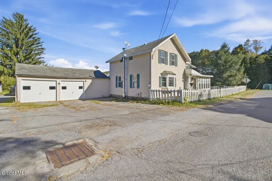 1 Nixon Street, Hoosick Falls, NY 12090 - #2