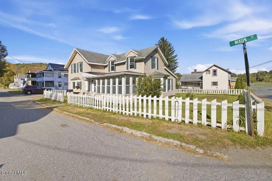 1 Nixon Street, Hoosick Falls, NY 12090 - #3
