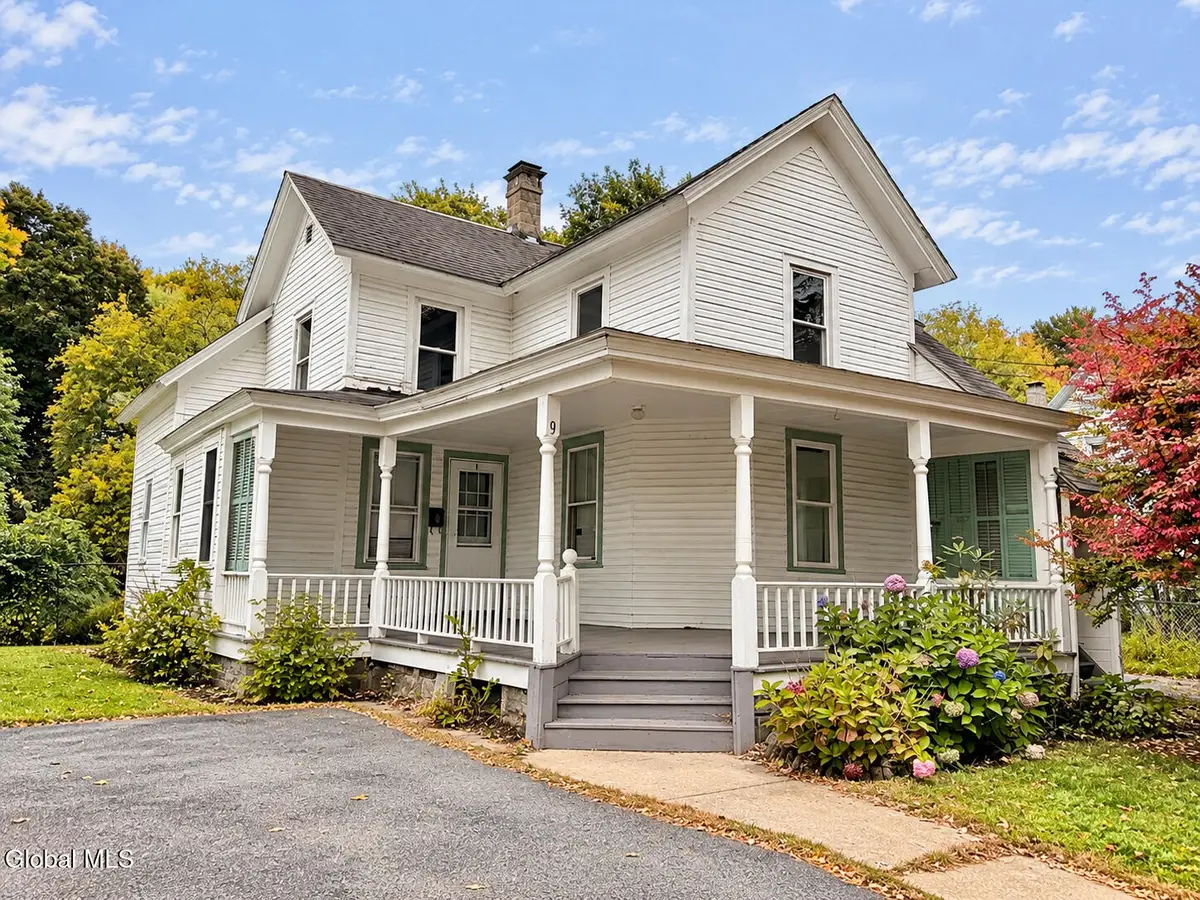 9 Melbourne Avenue, Hudson Falls, NY 12839 - #1