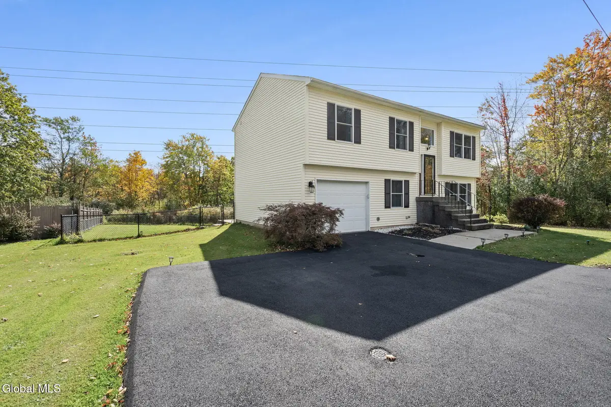 43 Start Avenue, East Greenbush, NY 12144 - #1