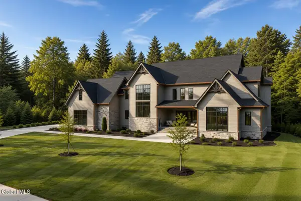 7 Brad Court, Saratoga Springs, NY 12866