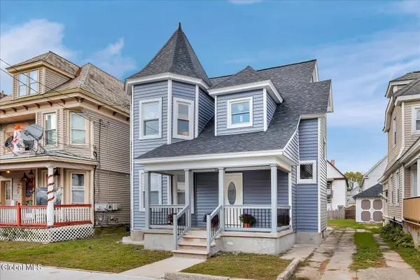 27 Robinson Street, Schenectady, NY 12304