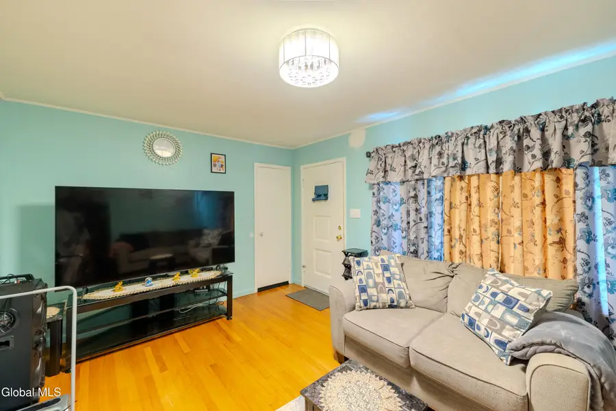 2359 Lawnwood Avenue, Schenectady, NY 12304 - #2
