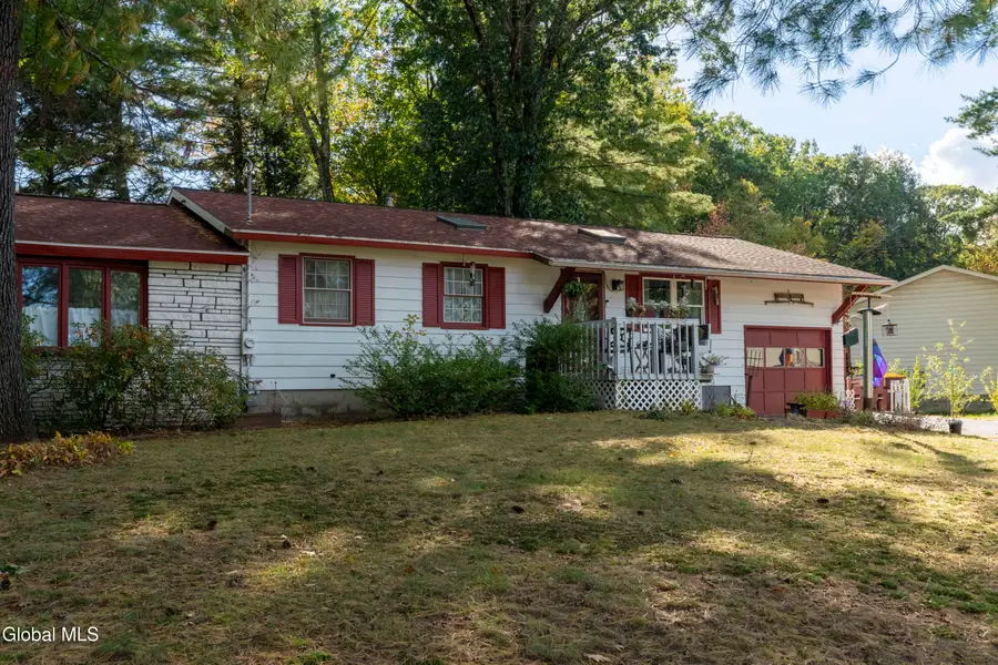 37 Whippletree Drive, Ballston Spa, NY 12020 - #3