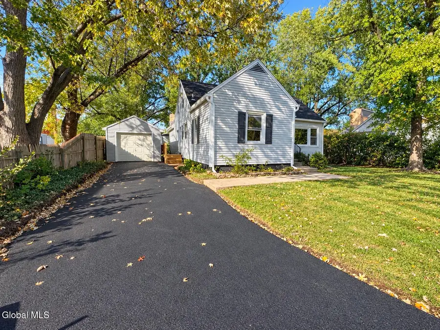 6 Alflo Circle, Glenville, NY 12302 - #2