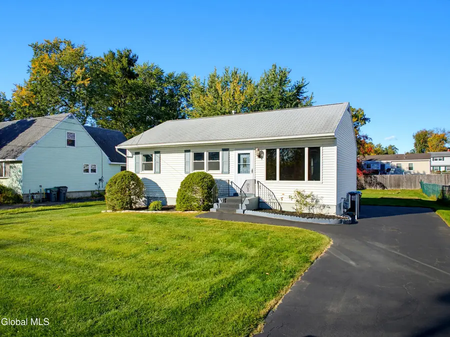 11 Amelia Drive, Schenectady, NY 12309 - #2