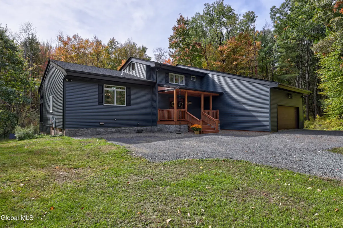 994 Hatlee Road, Ballston Lake, NY 12019 - #1