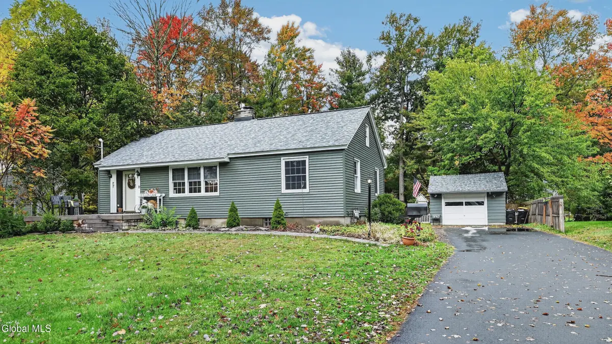 11 Ellen Lane, Glenville, NY 12302 - #1