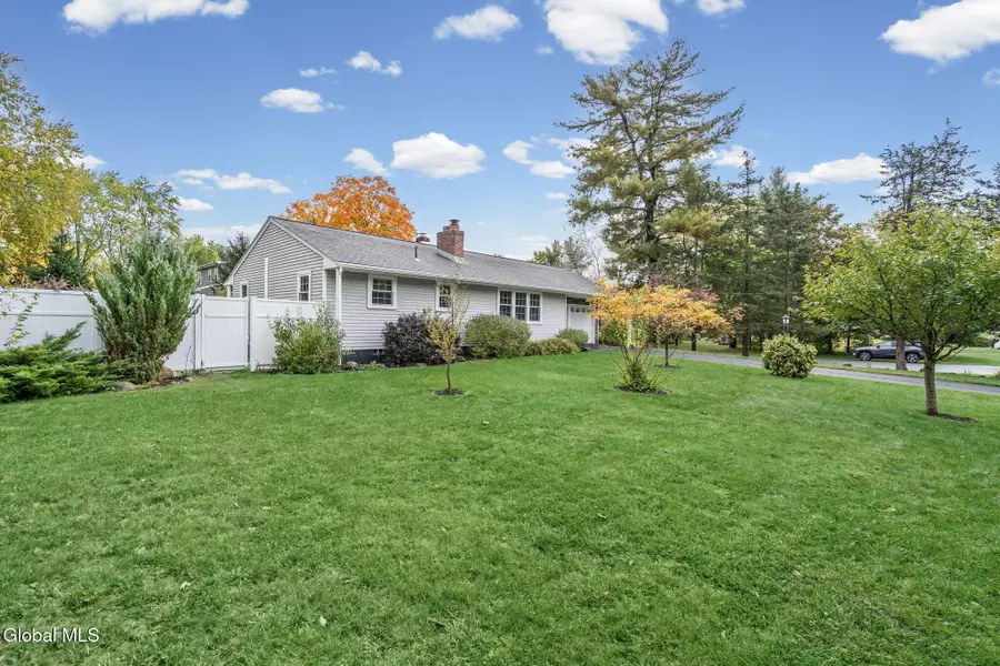 21 Hoefer Street, Latham, NY 12110 - #2