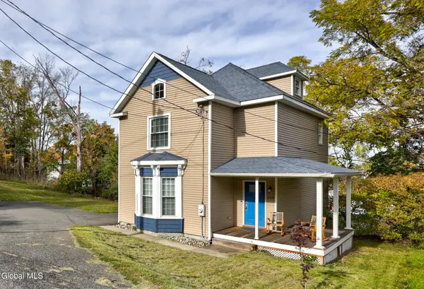 206 Main Street, Altamont, NY 12009