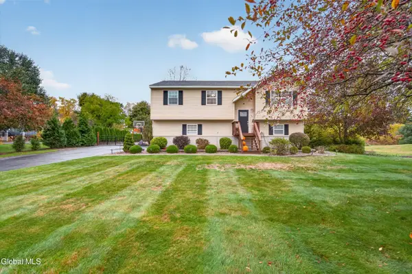 98 Sisson Road, Moreau, NY 12803