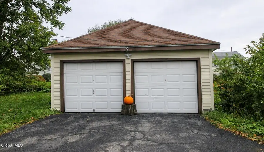 18-20 Crane Street, Amsterdam, NY 12010 - #3