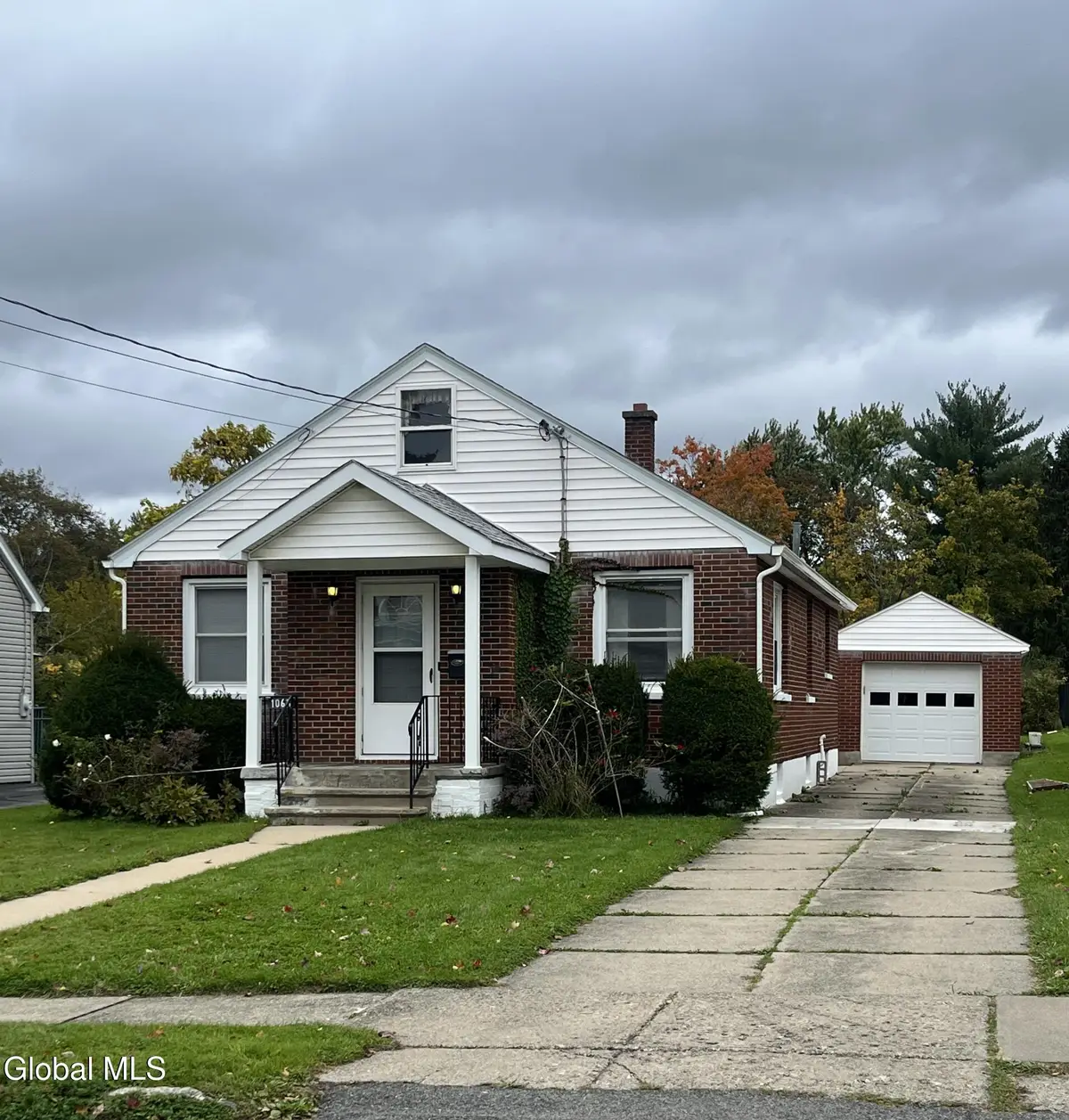 1063 Raymond Street, Schenectady, NY 12308 - #1