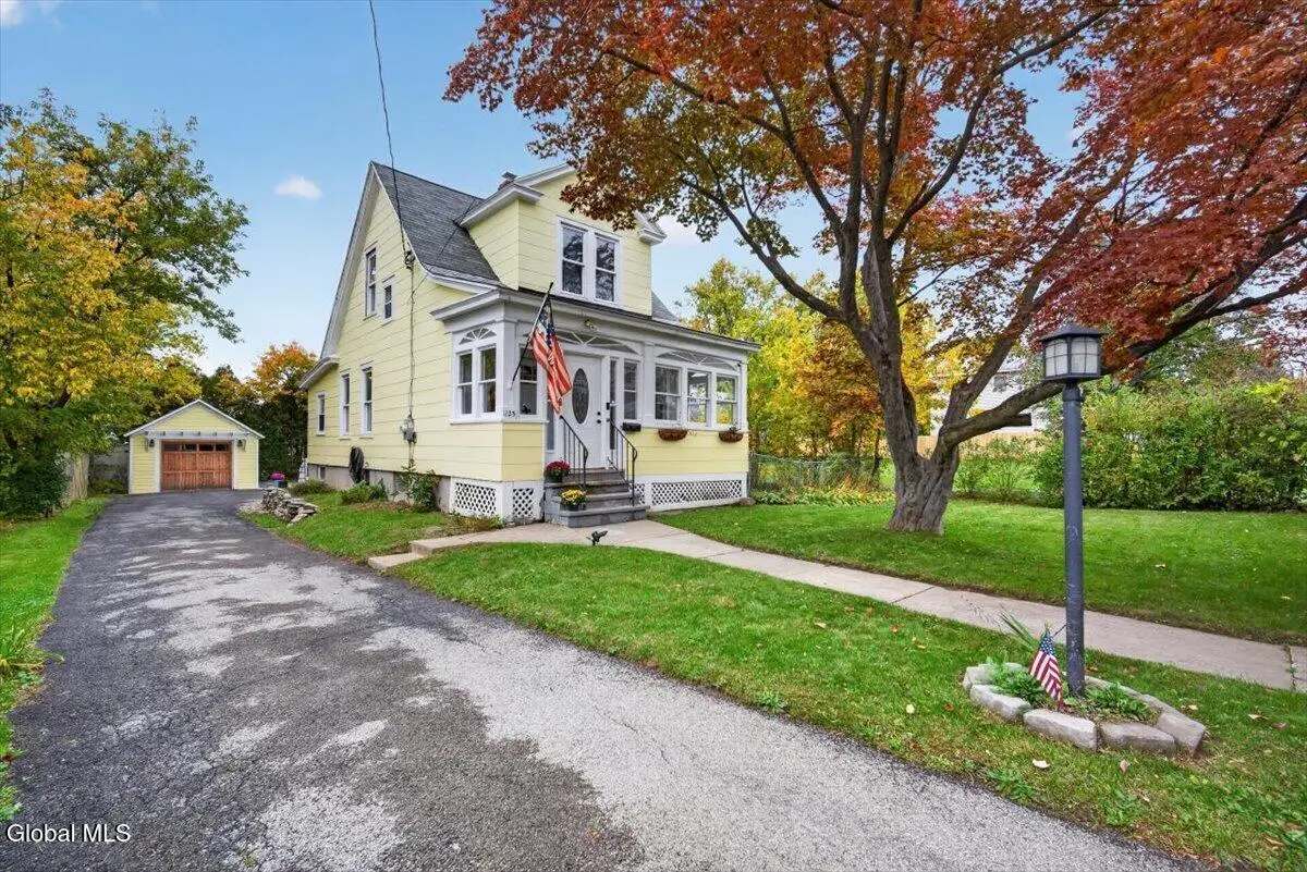 1123 Garner Avenue, Schenectady, NY 12309 - #1