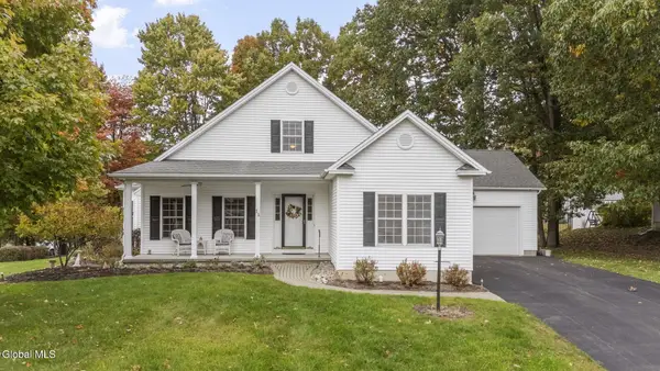 11 Ledgewood Drive, Troy, NY 12180