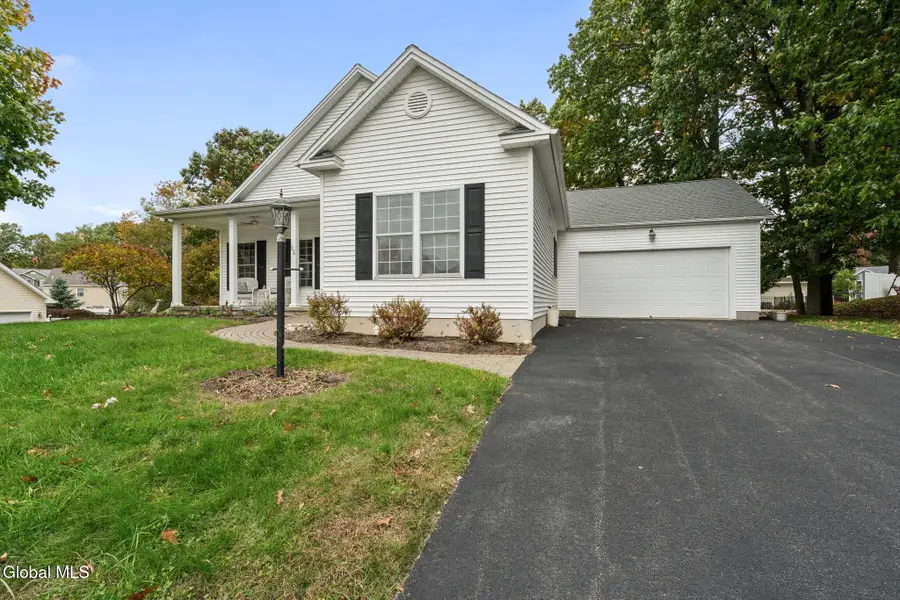 11 Ledgewood Drive, Troy, NY 12180 - #3