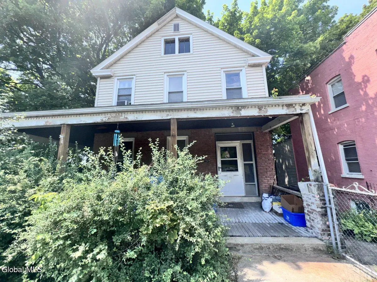 26 Oakwood Avenue, Troy, NY 12180 - #1