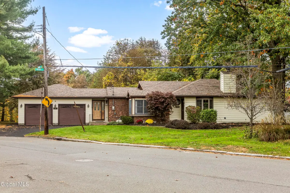 109 Joseph Court, Troy, NY 12180 - #1