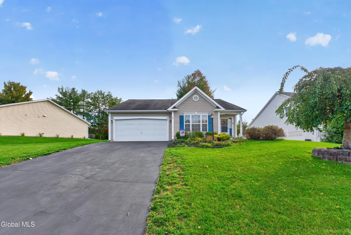8 Slatestone Drive, Scotia, NY 12302 - #1