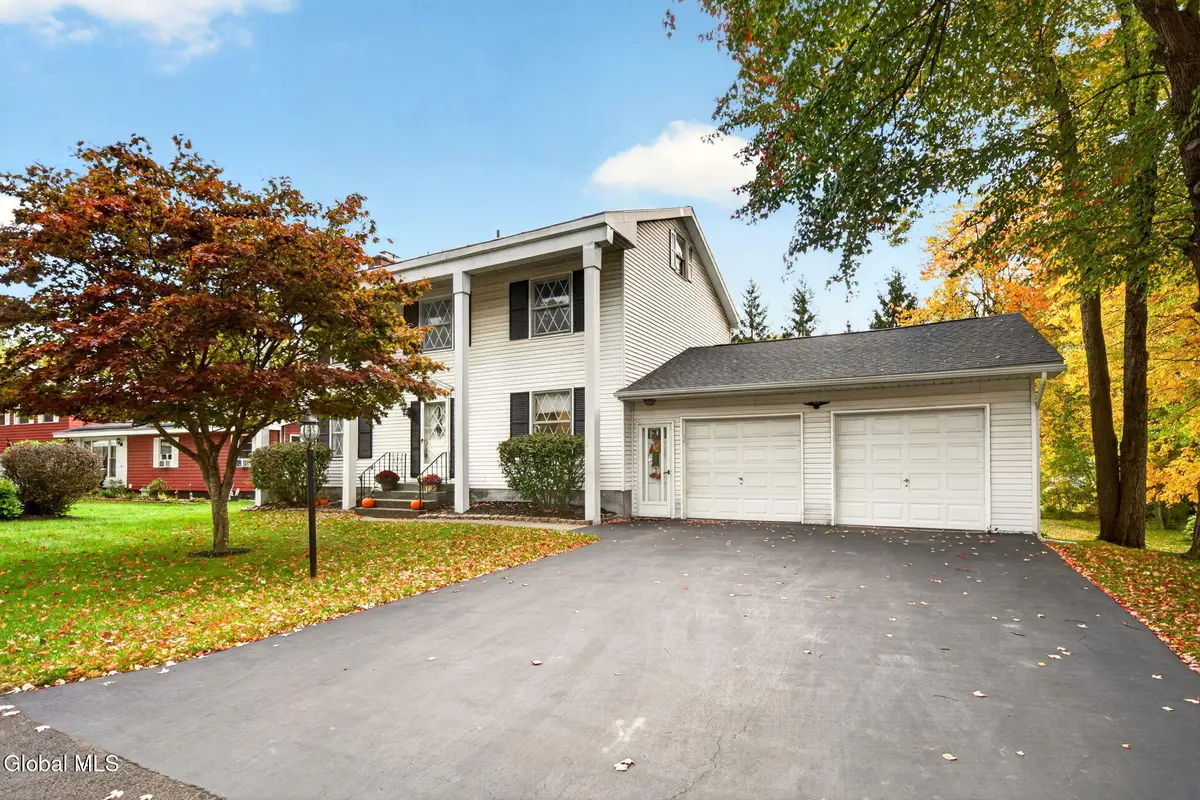 13 Farmingdale Road, Latham, NY 12110 - #1