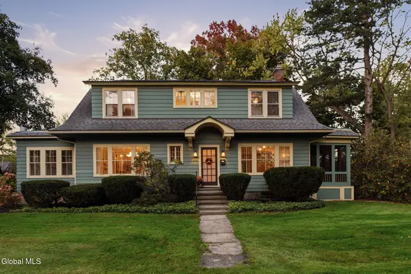 802 Charles Street, Schenectady, NY 12302