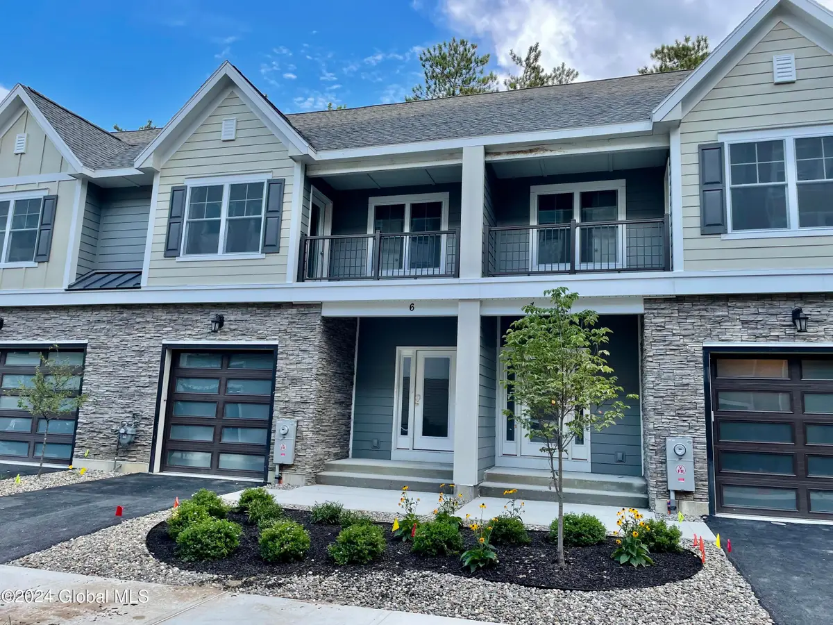 24 Landon Lane, Malta, NY 12020 - #1