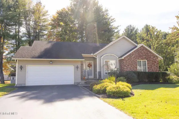 273 Autumn Run, Rotterdam, NY 12306