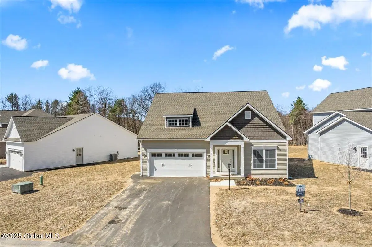 96 Lakepointe Way, Saratoga Springs, NY 12866 - #1