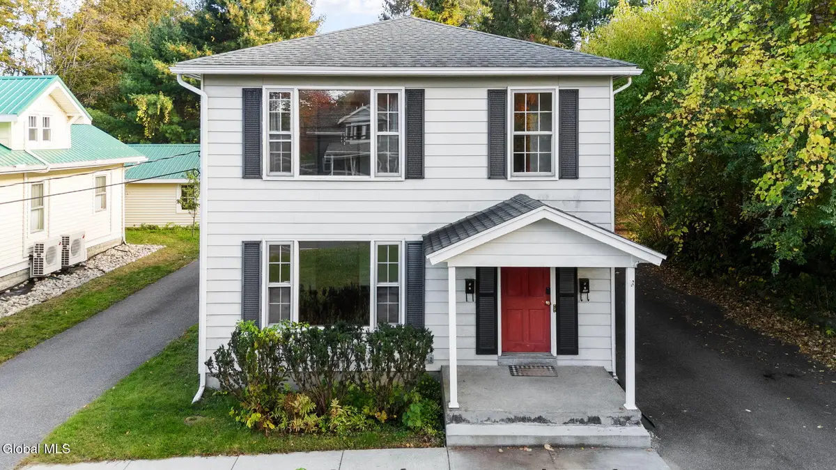 506 Delaware Avenue, Bethlehem, NY 12054 - #1