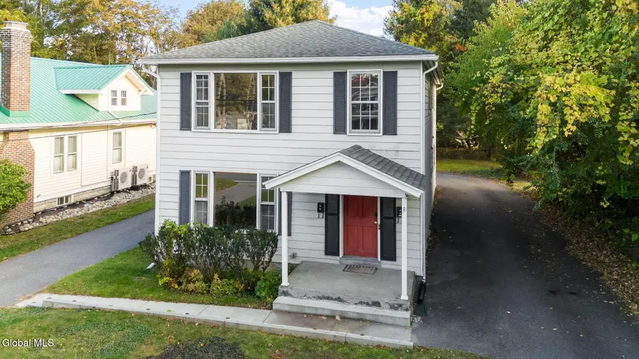 506 Delaware Avenue, Bethlehem, NY 12054 - #2