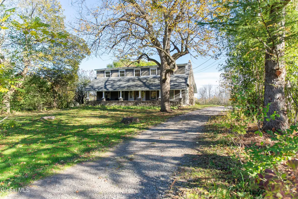 924 Saratoga Road, Ballston, NY 12019 - #1