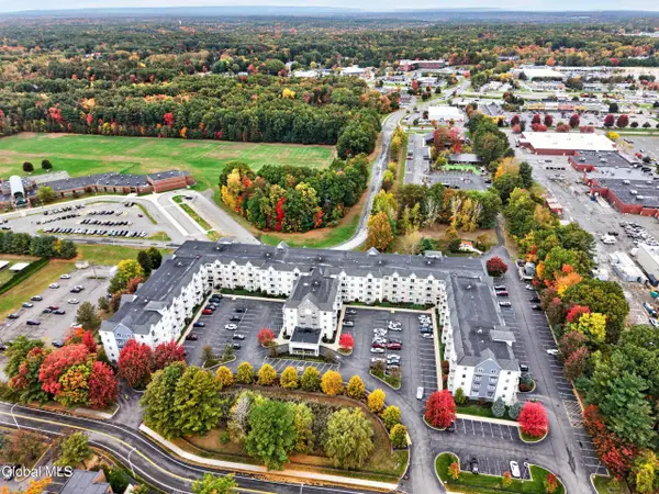 8 Wall Street #APT 426, Clifton Park, NY 12065