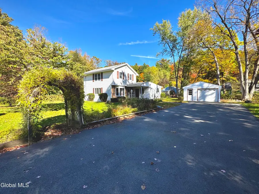 10 Village Street, North Greenbush, NY 12198 - #2