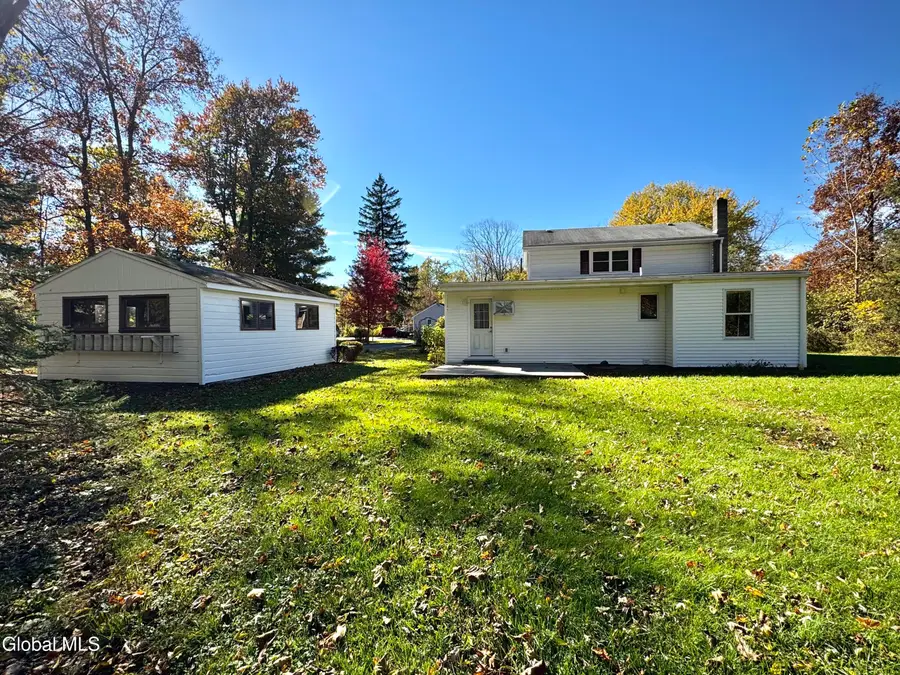10 Village Street, North Greenbush, NY 12198 - #3